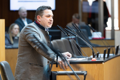 FPÖ-Abgeordneter Christian Ries im Nationalrat.